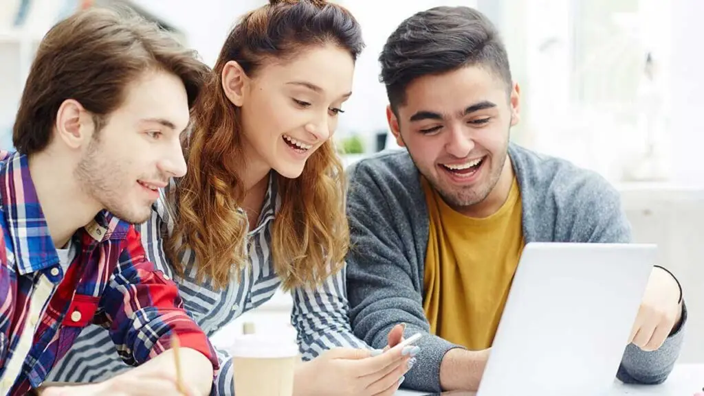 Majority of students dissatisfied for world coronavirus support Majority of students dissatisfied for world coronavirus support